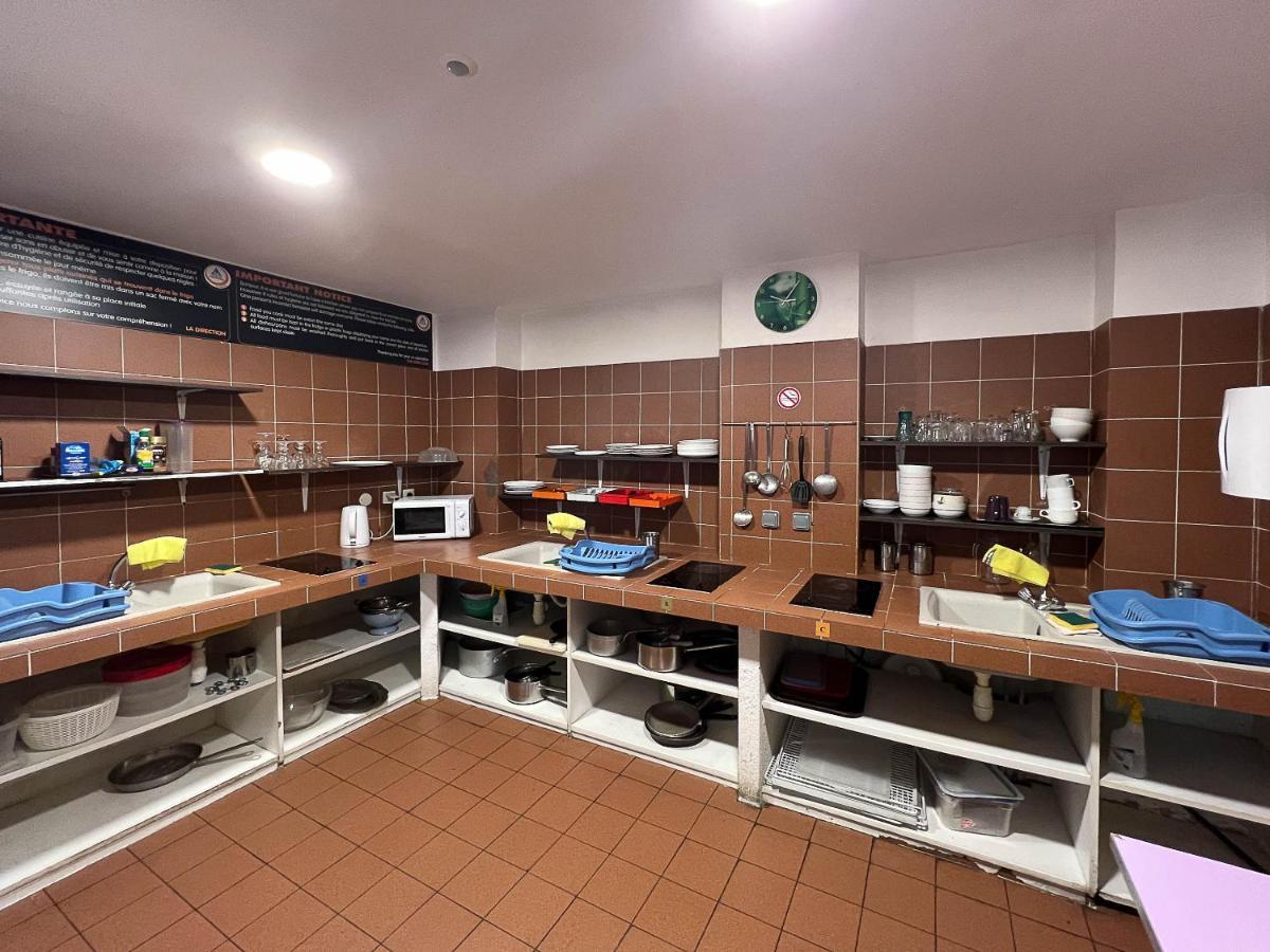 Auberge De Jeunesse Hi Nice Les Camelias Экстерьер фото